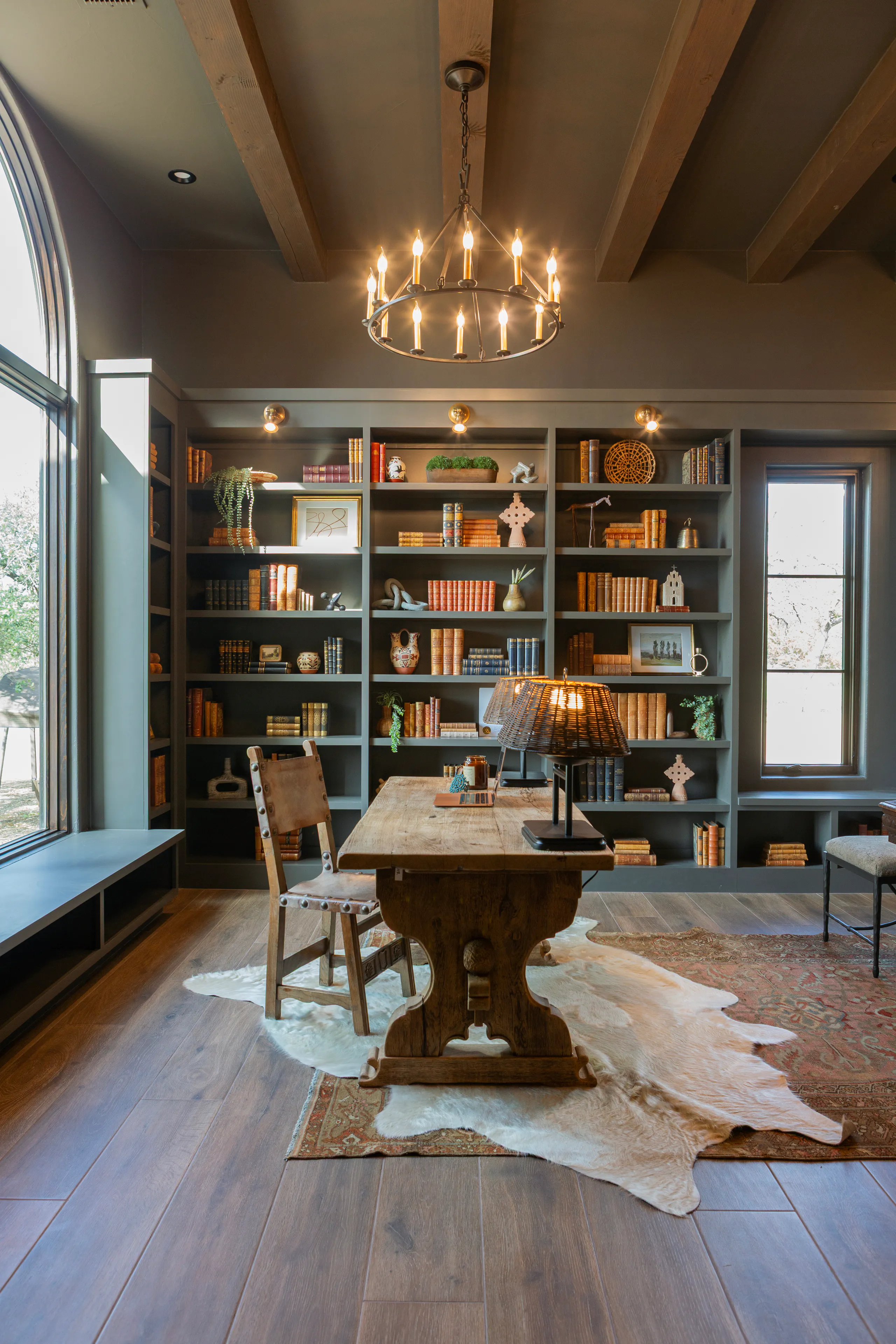 Reading library with floor-to-ceiling shelving