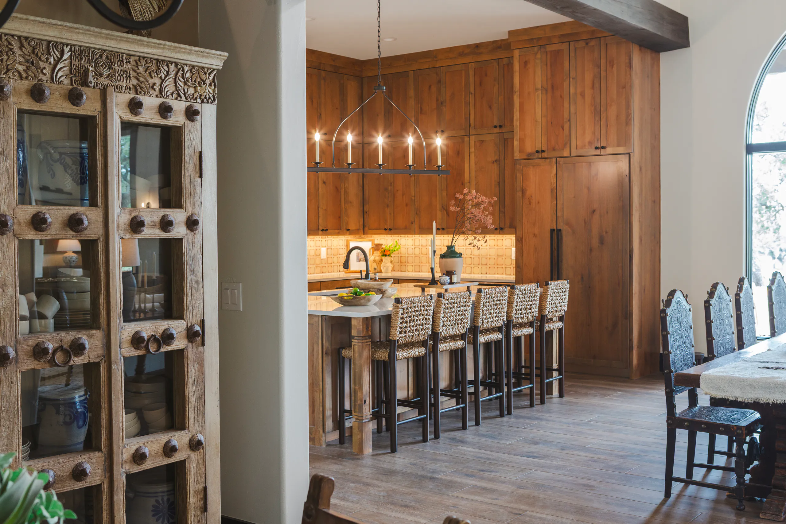 Climate-controlled wine room and tasting display