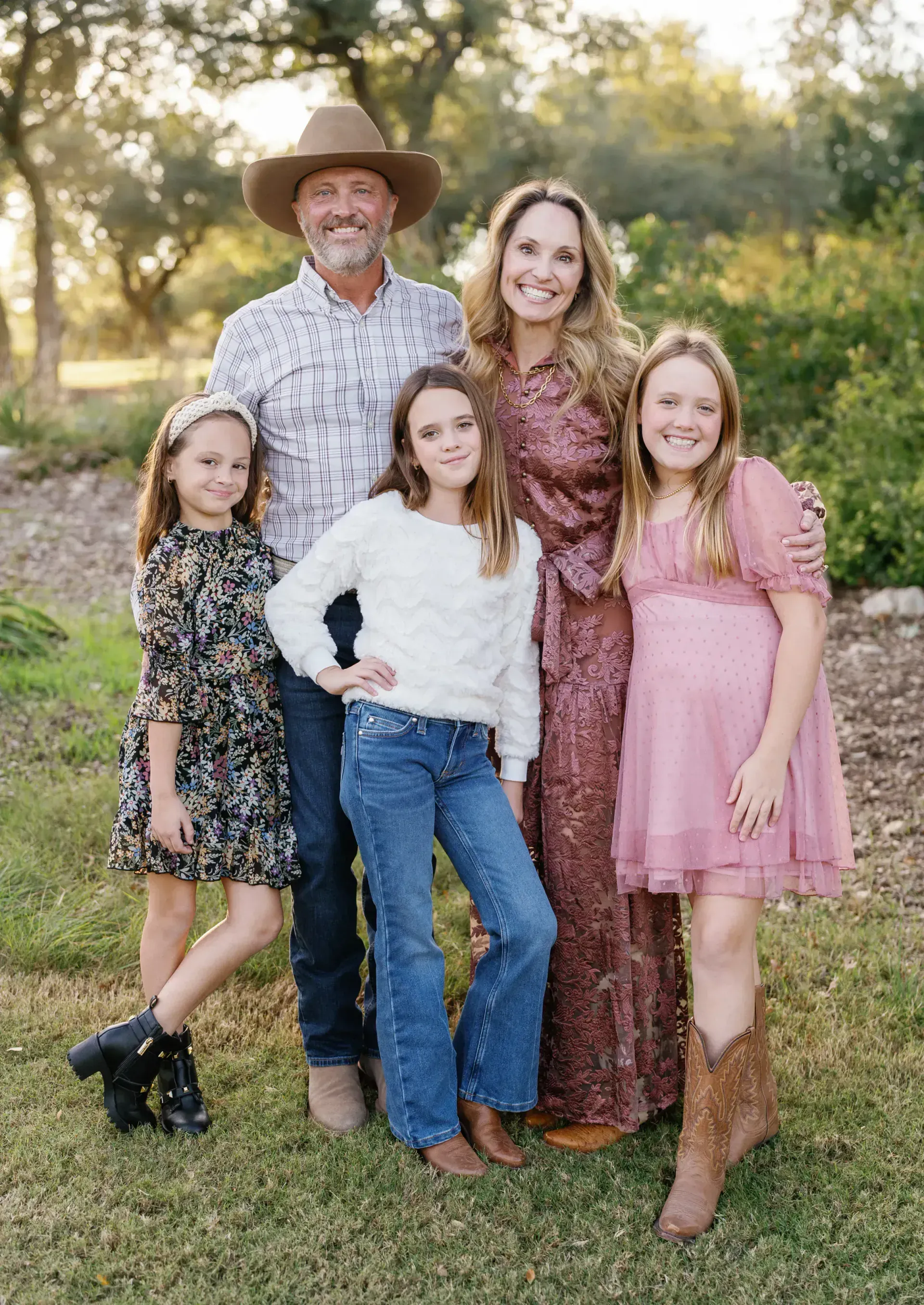 Fall mini session family portrait with autumn colors in Texas Hill Country