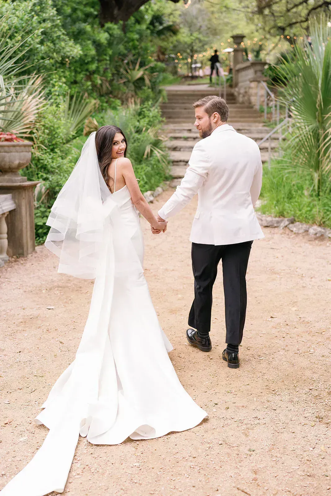 Outdoor wedding ceremony in the Highland Lakes region